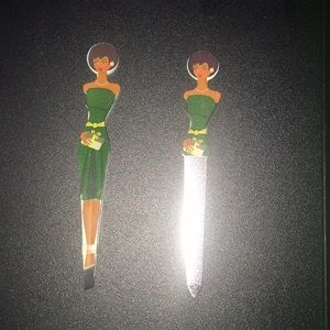 Collectible Black Woman Tweezer/Nail File Set